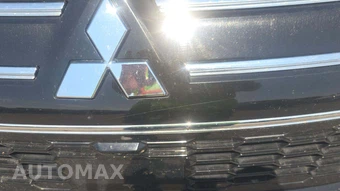 2025 Mitsubishi Outlander SE - miniatura 26