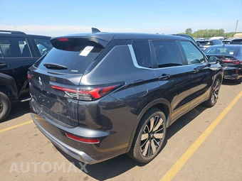 2025 Mitsubishi Outlander SE - miniatura 4