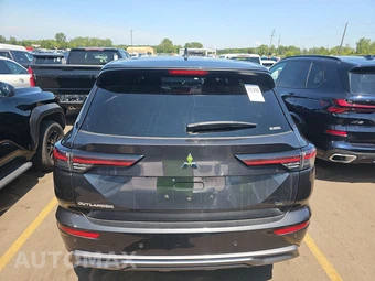 2025 Mitsubishi Outlander SE - miniatura 5