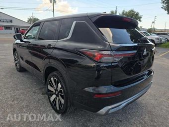 2025 Mitsubishi Outlander SE - miniatura 2