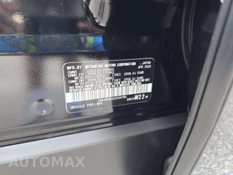 2025 Mitsubishi Outlander SE - miniatura 5