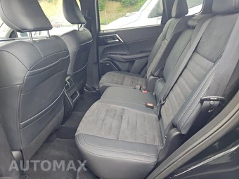 2025 Mitsubishi Outlander SE - miniatura 13