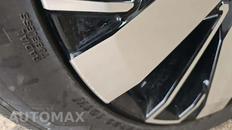 2025 Mitsubishi Outlander SE - miniatura 20