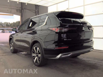 2025 Mitsubishi Outlander SE - miniatura 6