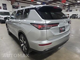 2025 Mitsubishi Outlander SE - miniatura 6