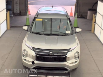 2025 Mitsubishi Outlander SE - miniatura 2