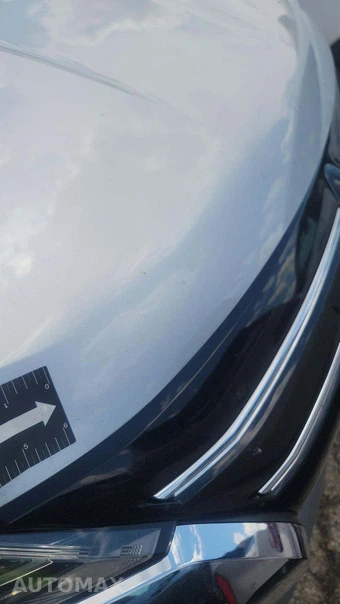 2025 Mitsubishi Outlander SE - miniatura 25