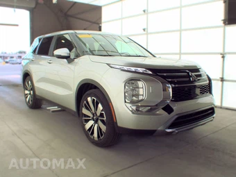 2025 Mitsubishi Outlander SE - miniatura 3