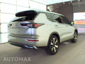 2025 Mitsubishi Outlander SE - miniatura 4