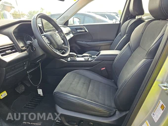 2025 Mitsubishi Outlander SE - miniatura 7