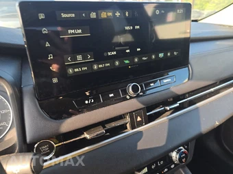 2025 Mitsubishi Outlander SE - miniatura 11