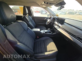 2025 Mitsubishi Outlander SE - miniatura 8