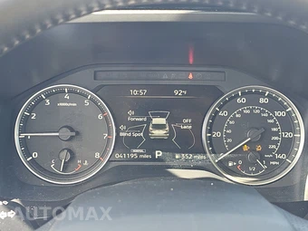 2025 Mitsubishi Outlander SE - miniatura 12