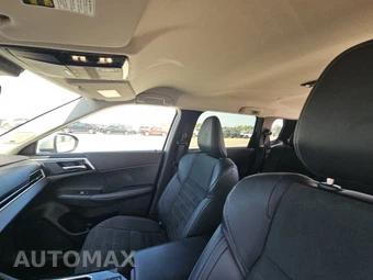 2025 Mitsubishi Outlander SE - miniatura 17