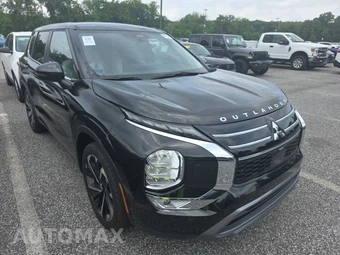 2025 Mitsubishi Outlander SE - miniatura 3