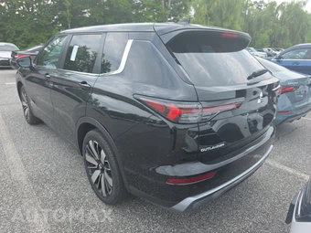 2025 Mitsubishi Outlander SE - miniatura 6