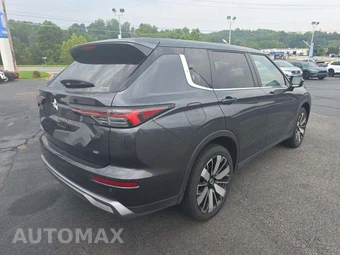 2025 Mitsubishi Outlander SE - miniatura 3