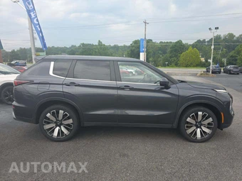 2025 Mitsubishi Outlander SE - miniatura 4