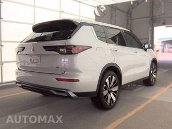 2025 Mitsubishi Outlander SE - miniatura 4