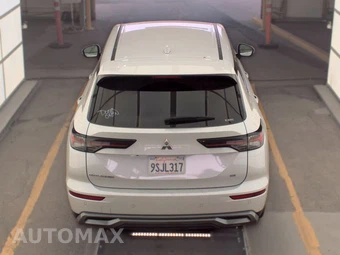 2025 Mitsubishi Outlander SE - miniatura 5