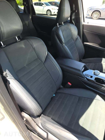 2025 Mitsubishi Outlander SE - miniatura 19