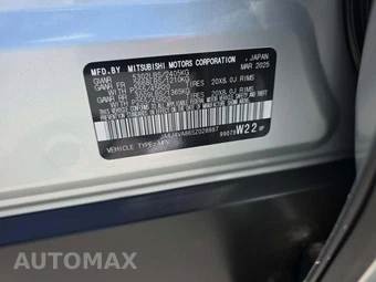 2025 Mitsubishi Outlander SE - miniatura 5