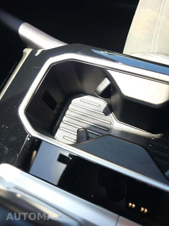 2025 Mitsubishi Outlander SE - miniatura 8