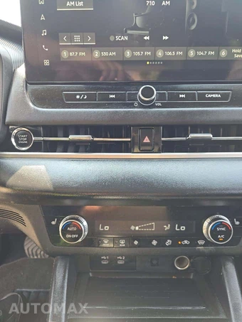 2025 Mitsubishi Outlander SE - miniatura 10