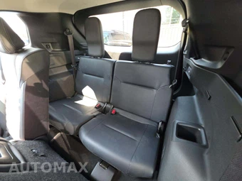 2025 Mitsubishi Outlander SE - miniatura 14