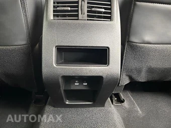 2025 Mitsubishi Outlander SE - miniatura 14