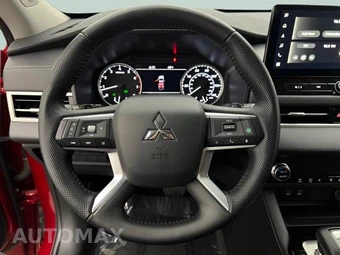 2025 Mitsubishi Outlander SE - miniatura 18