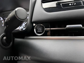 2025 Mitsubishi Outlander SE - miniatura 28