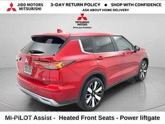 2025 Mitsubishi Outlander SE - miniatura 4