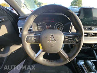 2025 Mitsubishi Outlander SE - miniatura 10