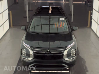 2025 Mitsubishi Outlander SE - miniatura 2