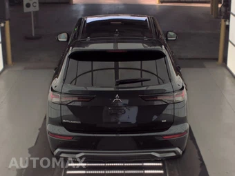 2025 Mitsubishi Outlander SE - miniatura 5