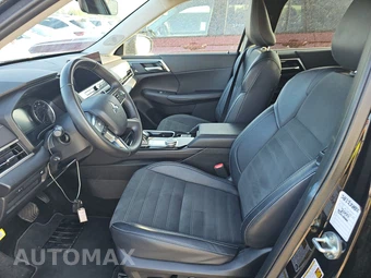 2025 Mitsubishi Outlander SE - miniatura 7