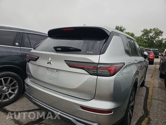2025 Mitsubishi Outlander SE - miniatura 4
