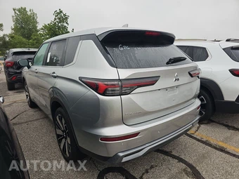 2025 Mitsubishi Outlander SE - miniatura 6