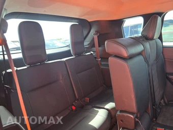 2025 Mitsubishi Outlander SE - miniatura 14
