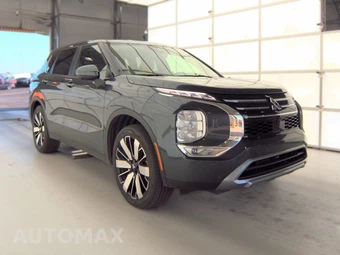 2025 Mitsubishi Outlander SE - miniatura 3