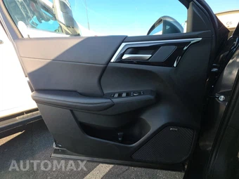 2025 Mitsubishi Outlander SE - miniatura 9