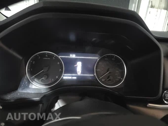 2025 Mitsubishi Outlander SE - miniatura 12