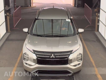 2025 Mitsubishi Outlander SE - miniatura 2