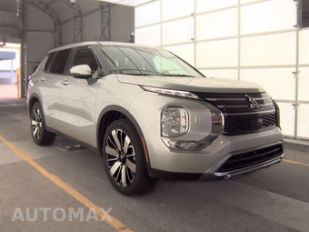 2025 Mitsubishi Outlander SE - miniatura 3
