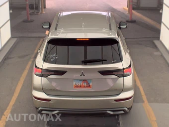 2025 Mitsubishi Outlander SE - miniatura 5