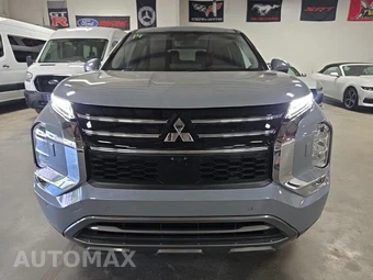 2025 Mitsubishi Outlander SE - miniatura 2