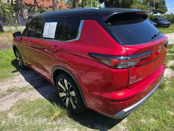 2025 Mitsubishi Outlander SEL - miniatura 2
