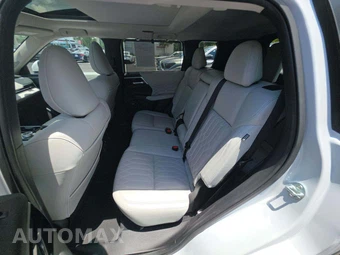2025 Mitsubishi Outlander SEL - miniatura 13