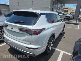 2025 Mitsubishi Outlander SEL - miniatura 3
